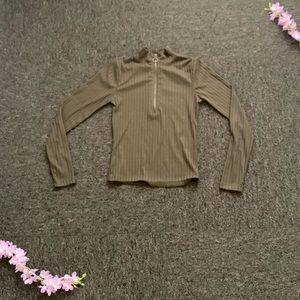 Green Turtle Neck Shirt With Zipper